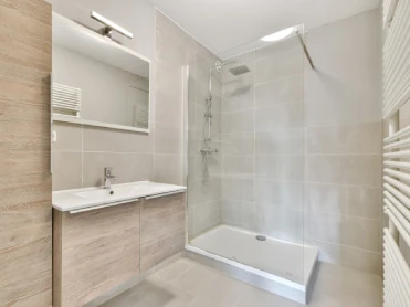Modernizacion de bano con cambio de banera en begona